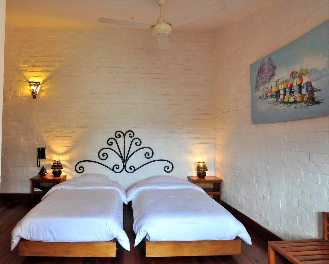 Rova Hotel Antananarivo Ngoại thất bức ảnh