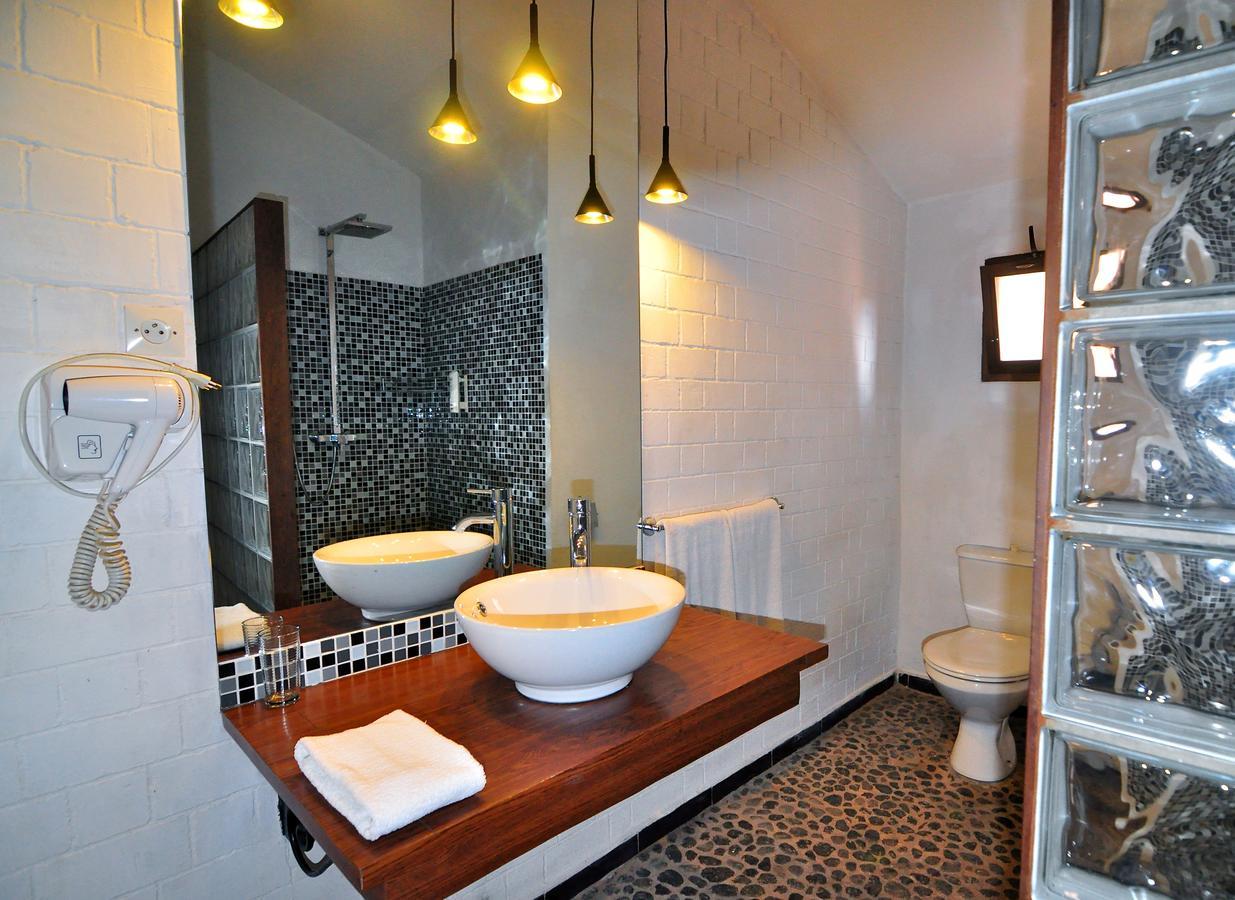Rova Hotel Antananarivo Ngoại thất bức ảnh